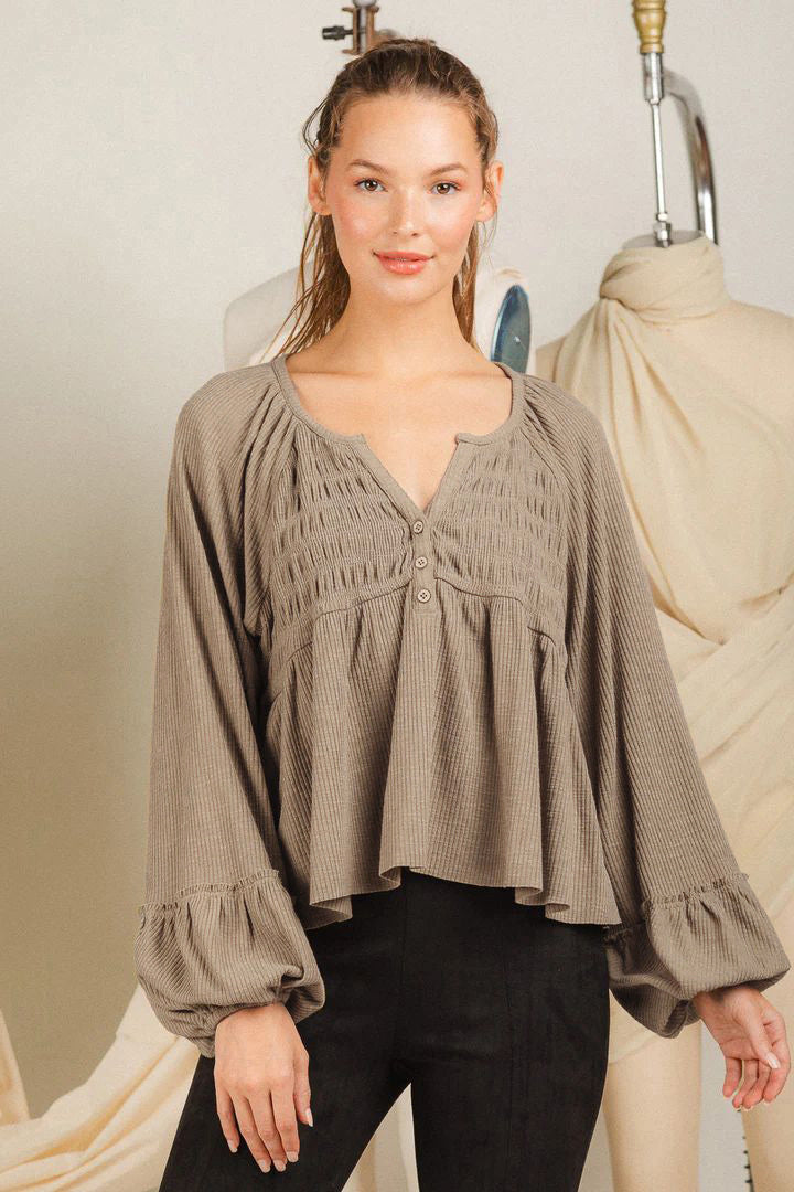 Women's Fashionable Pleated Sunken Stripe Knitted Bottoming Shirt