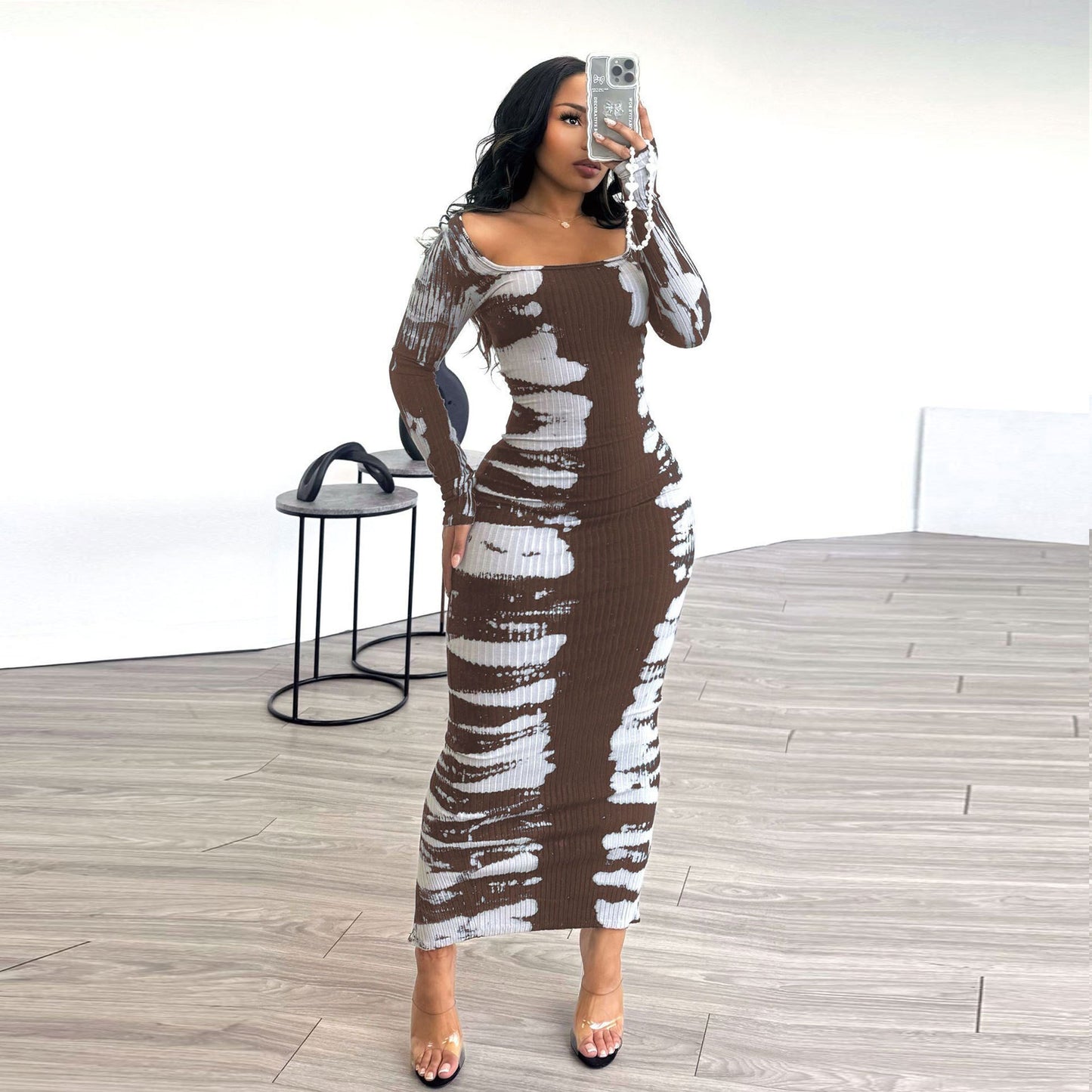 Color Contrast Long Sleeve Square-neck Sheath Dress