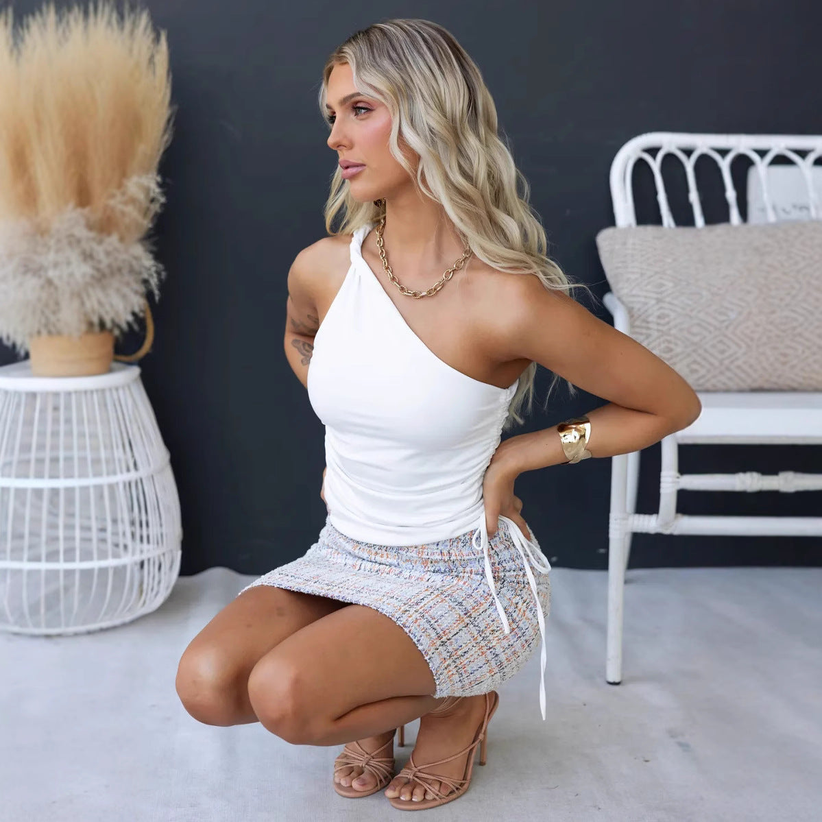 Slim Fit Off Shoulder Solid Color Tank Top