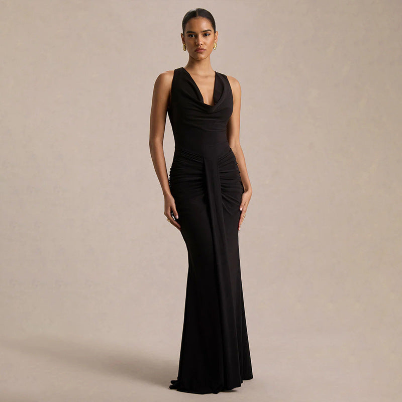 V-neck Figure-hugging Pleated Evening Gown
