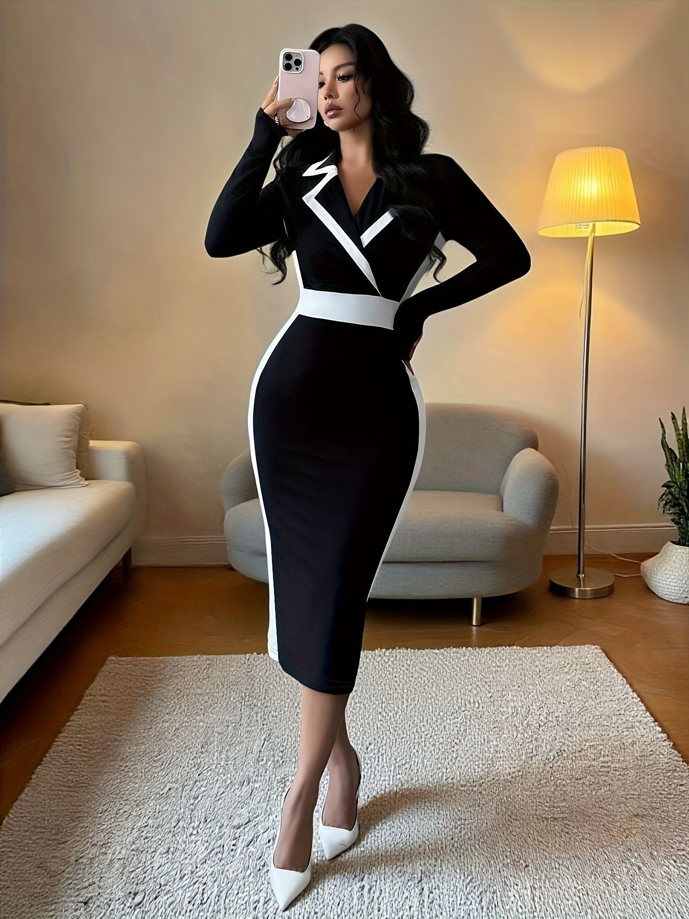 Female Color Blocking Slim Fit Long Sleeved V-neck Hip Hugging Dress
