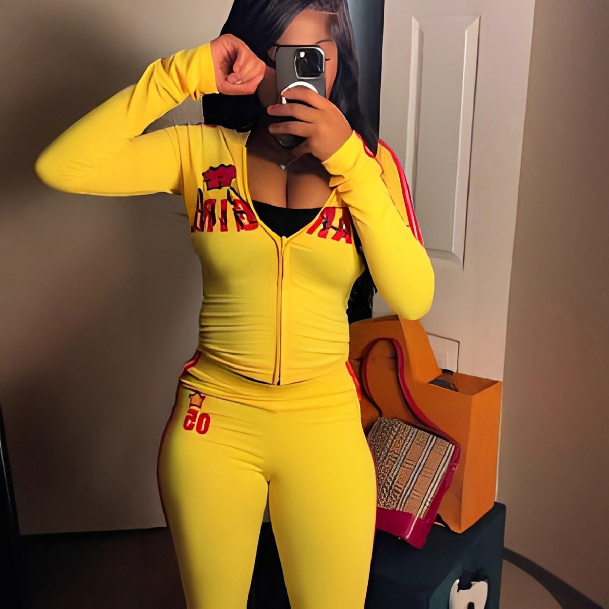 Women's Fashionable  Casual  Versatile  Color-blocked Retro-style Sporty Printed Top And Pants Set